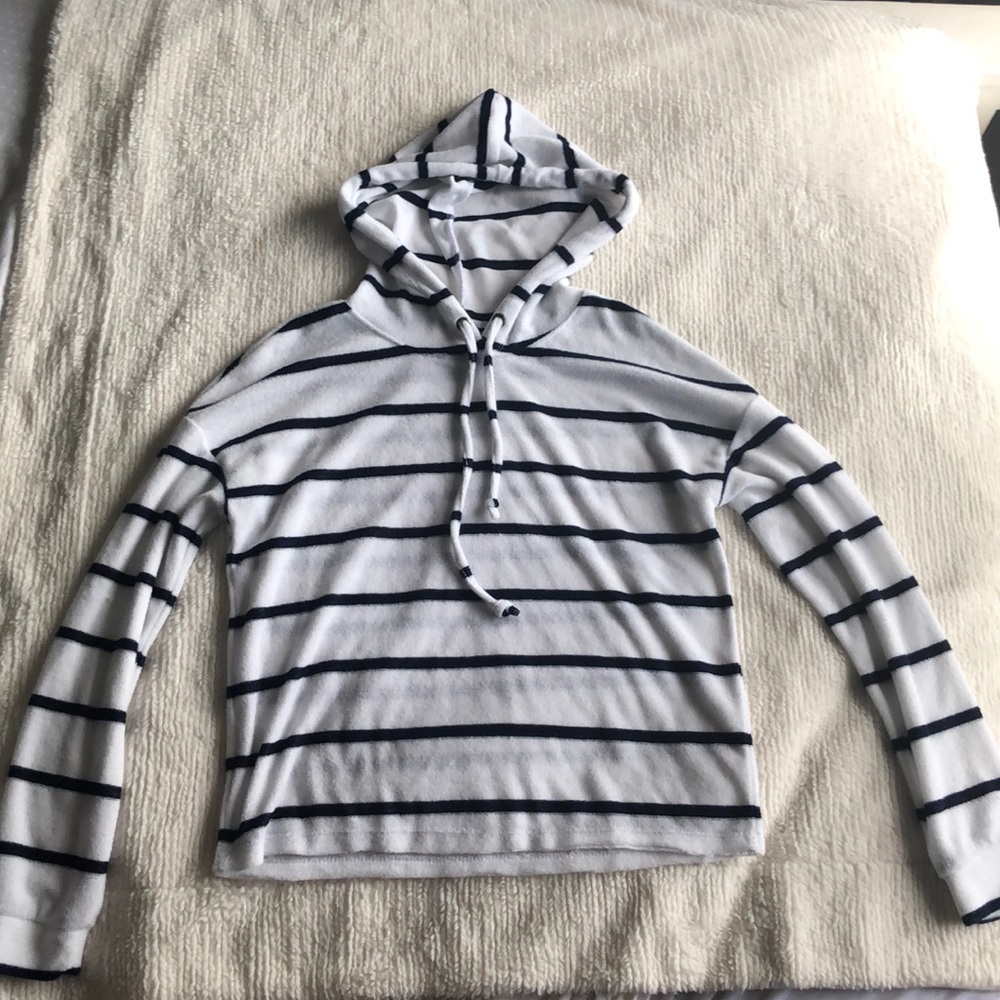 BLUE AND WHITE HOODIE